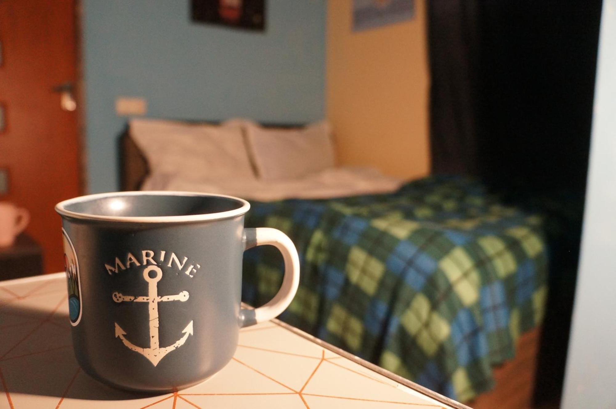 Harmony Backpackers Hostel バトゥーミ エクステリア 写真
