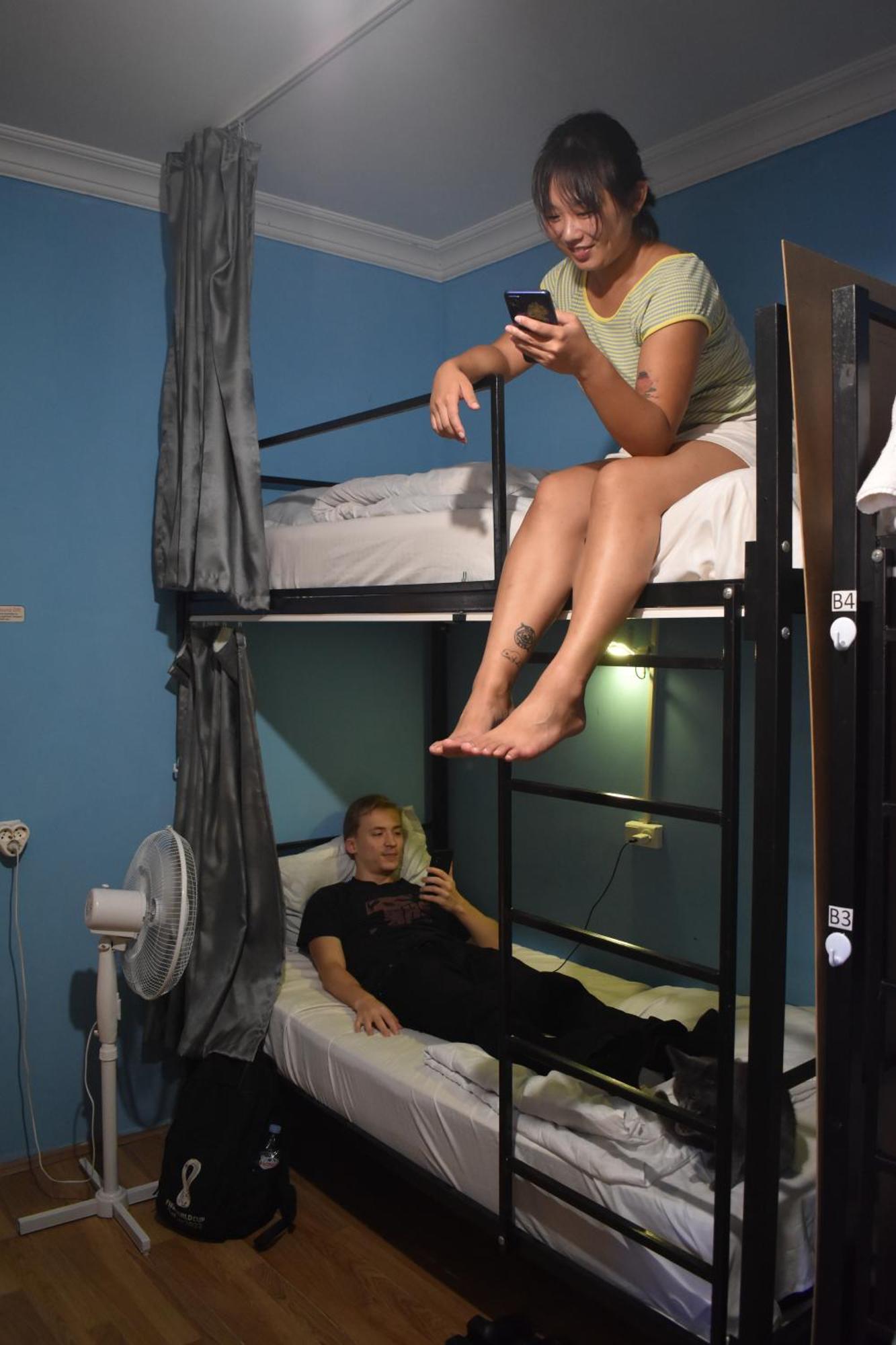 Harmony Backpackers Hostel バトゥーミ エクステリア 写真