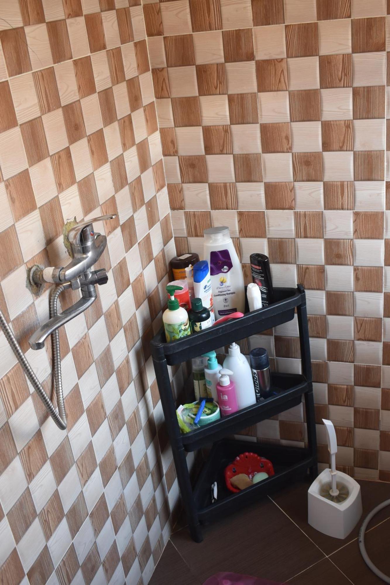 Harmony Backpackers Hostel バトゥーミ 部屋 写真